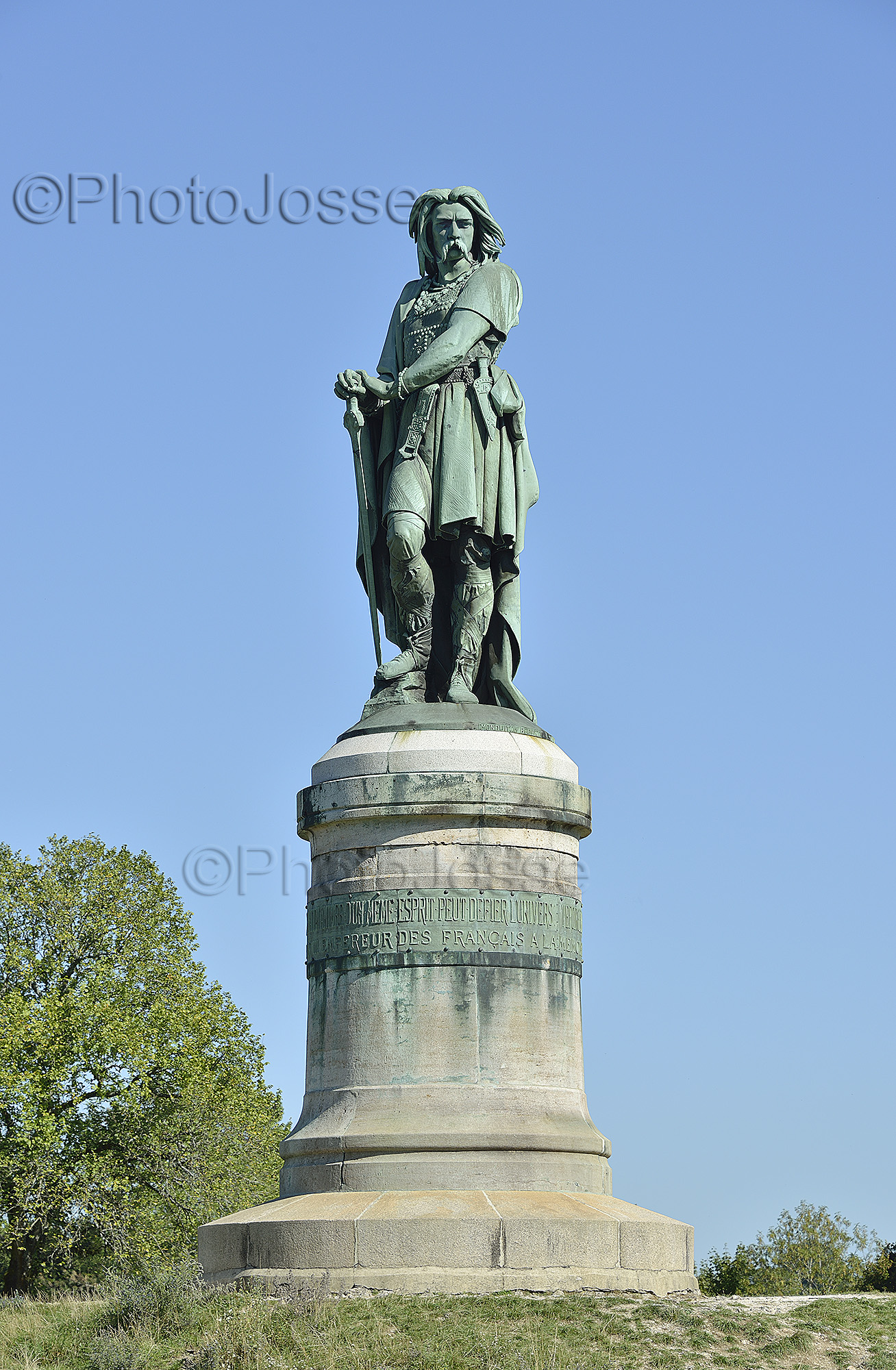 Statue colossale de Vercingetorix
